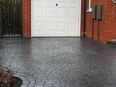 Coloured concrete driveway installation Kimberley