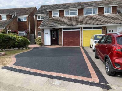 Experienced tarmac driveways experts near Cotgrave